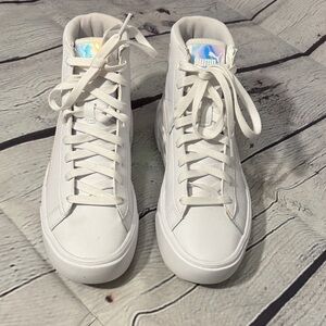 Puma Women's High-Top White Sneakers
